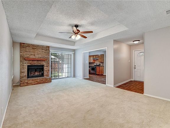 5th image of 1413 Briarwood St
