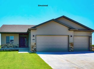 9611 N 144th St, Waverly, NE 68462