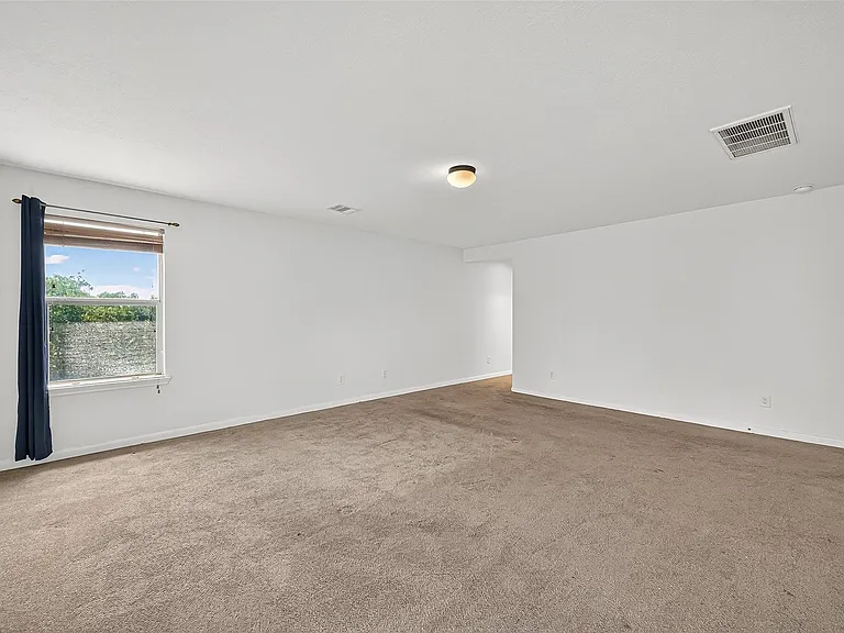 16547 Lanesborough Dr — Photo 37