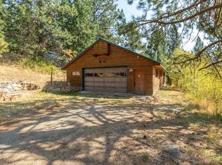 11019 S Harvard Rd, Rockford, WA 99030