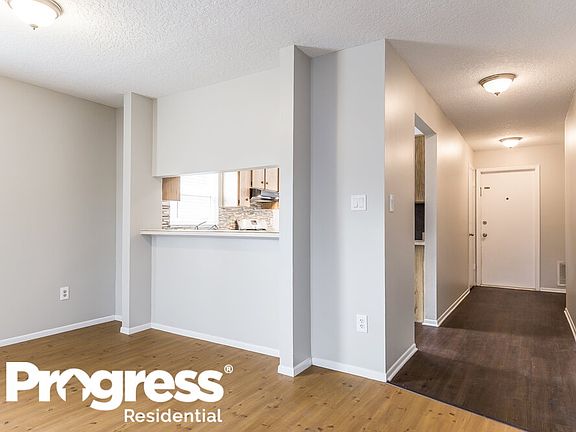 3rd image of 3188 Pinto Dr
