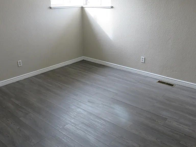 3209 Troy St — Photo 9