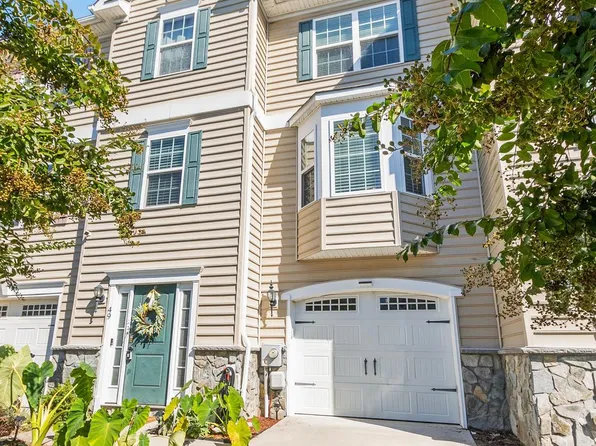 49 Representative Ln, Dover, DE 19904