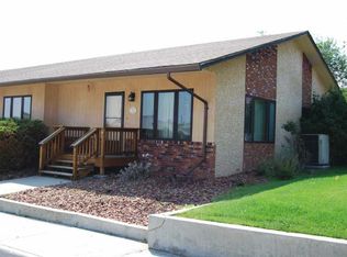 110 Forest Hill Way, Newcastle, WY 82701