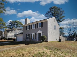 5300 Wallingford Dr, Raleigh, NC 27616