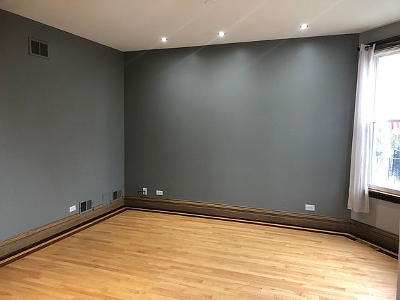 3rd image of 2963 N Lawndale Ave #1