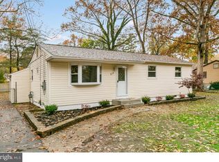 519 Wildwood Ave, Williamstown, NJ 08094