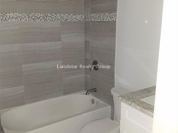 5th image of 850 W Newport Ave APT 2F