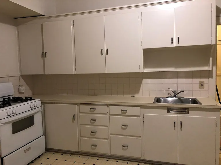 1227 W Riverside Ave #B — Photo 2