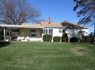 182 Newport Ave, Nanticoke, PA 18634