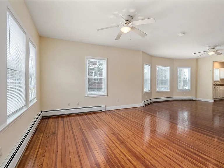 25-27 Lafayette St #1 — Photo 9
