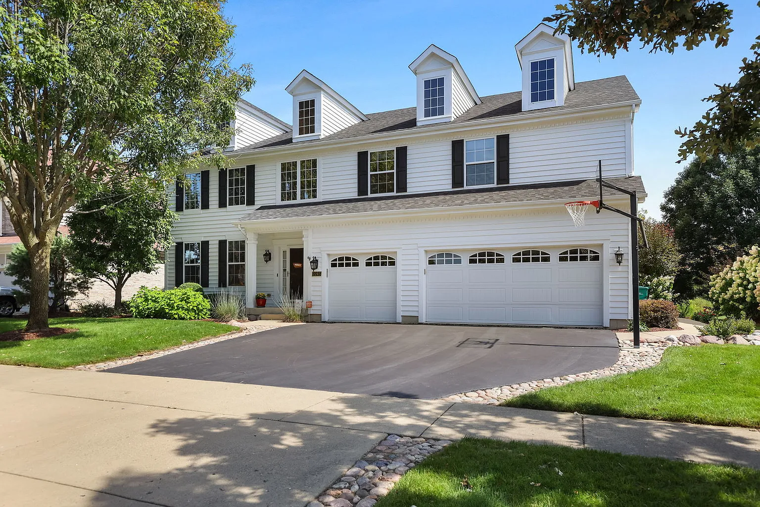2245 Hazeltime Dr photo 1