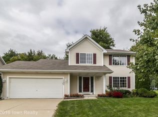 1092 63rd St, West Des Moines, IA 50266