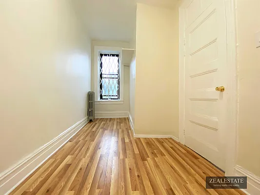 Rented by ZealEstate Group Inc | media 16