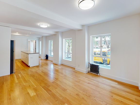 3rd image of 752 W End Ave #1F