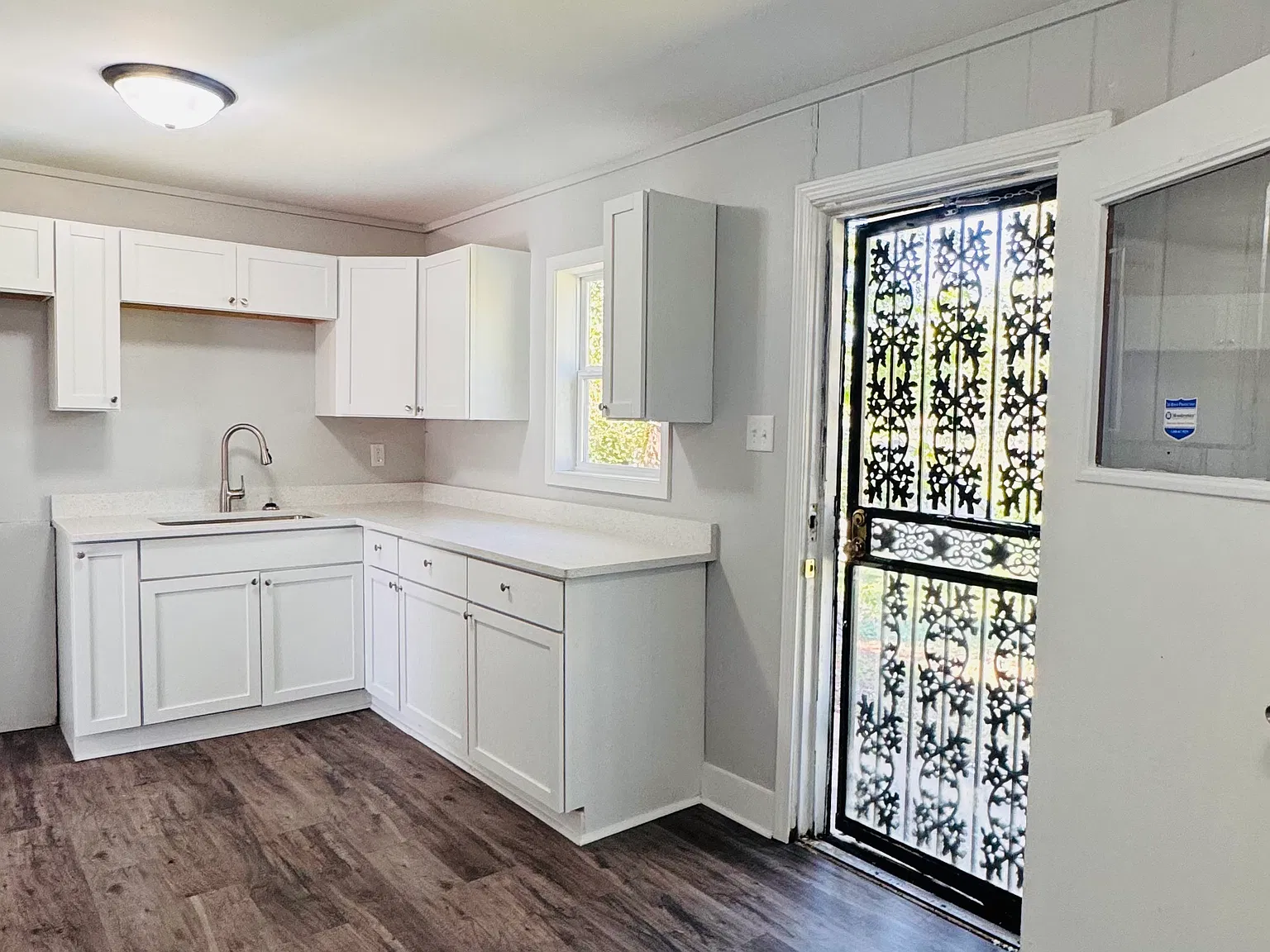 3 bed, 1000 sqft, $1,450 — Photo 4