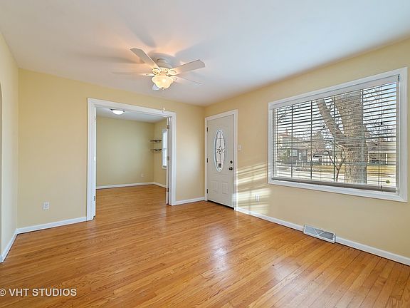 3rd image of 325 Whitehall Ave