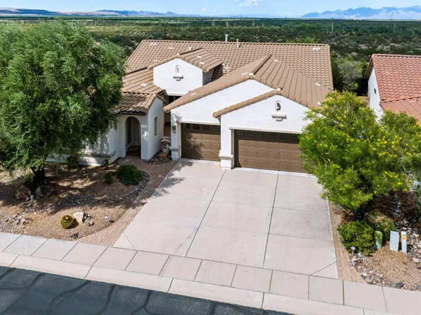 1961 N Laguna Oaks Dr, Green Valley, AZ 85614