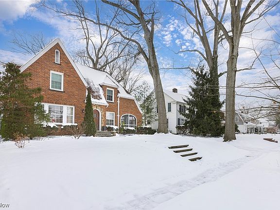 2nd image of 351 Cornell Ave