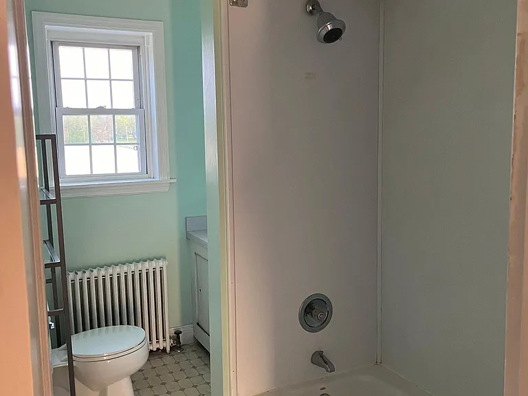 Upstairs bathroom