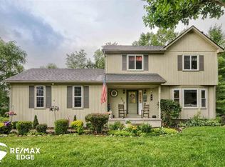 332 Brandon Hill Dr, Ortonville, MI