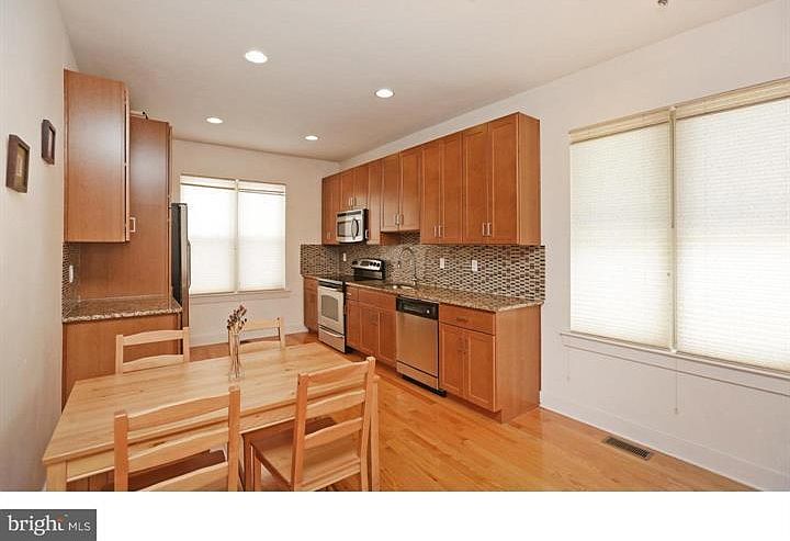 1st image of 1001 S 20th St #A