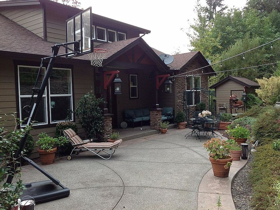 1st image of 293 Hillsdale Dr