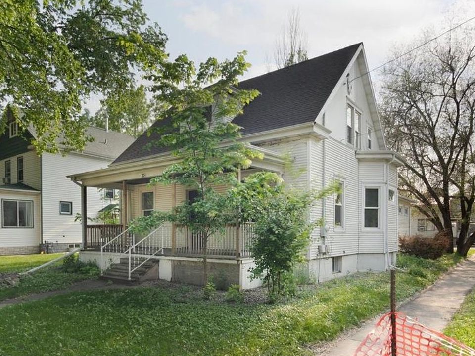 1st image of 824 9th St N
