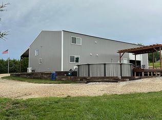 1765 E 125th St, Carbondale, KS 66414