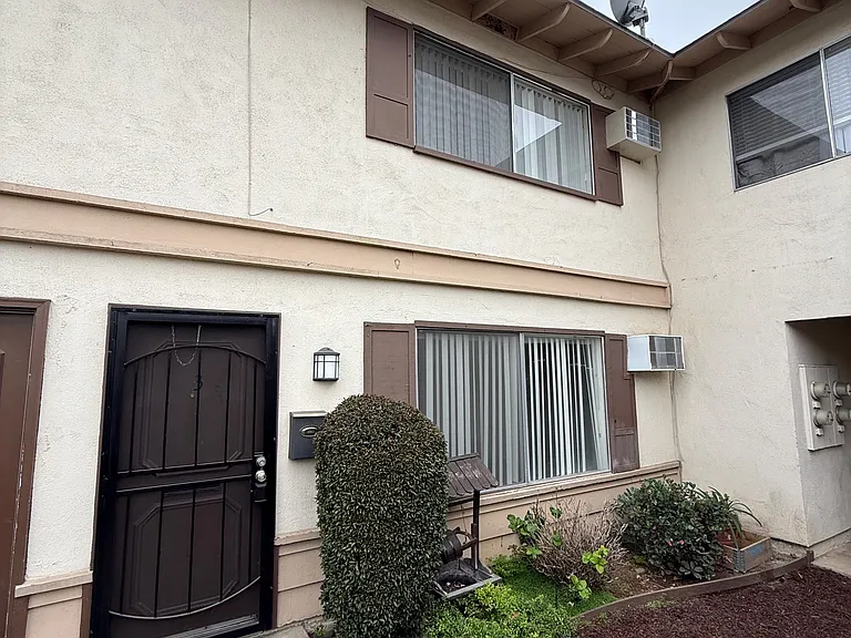 1500 Eastpark Dr #3 — Photo 1