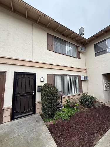 1500 Eastpark Dr #3 Photo 1