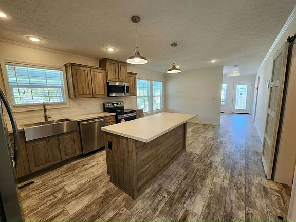 2nd image of 214 Gazelle Dr #214