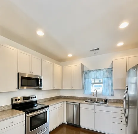 2 bed, 1.5 bath, 1120 sqft, $1,800 — Photo 4