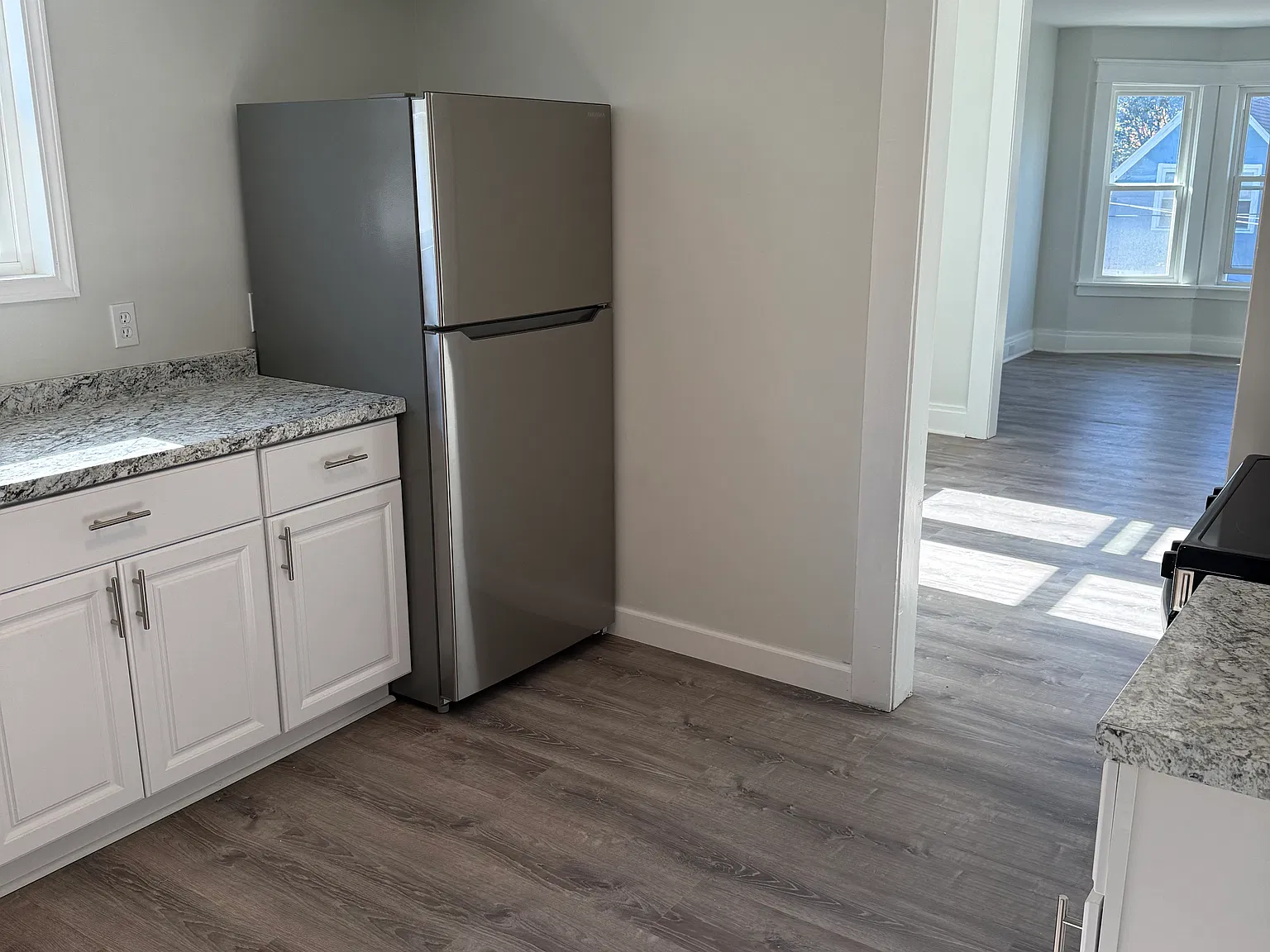 2 bed, 800 sqft, $1,250 — Photo 2