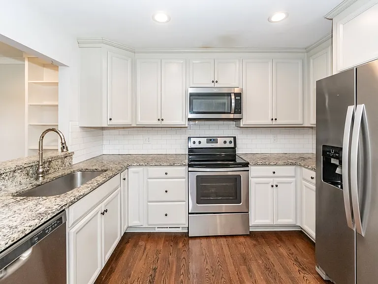 343 Cessna Ave — Photo 45