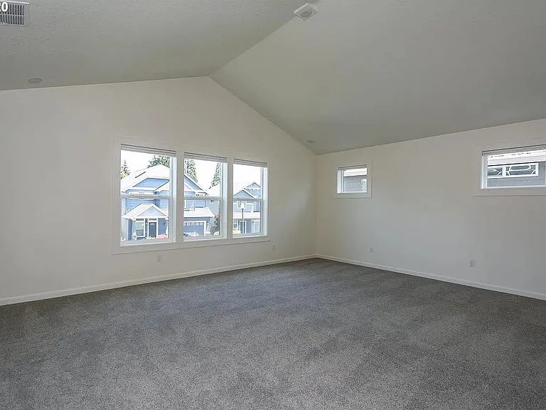 153 NE Porto Way — Photo 23