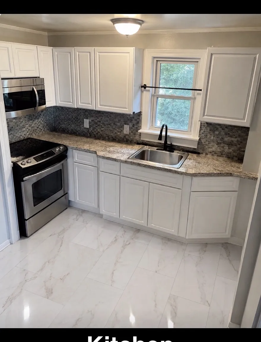 3 bed, 1200 sqft, $2,400 — Photo 1
