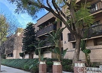 1st image of 22100 Burbank Blvd Unit 319B