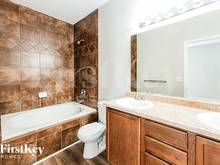 8353 Freestar Way — Photo 8
