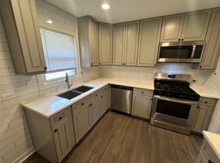 515 Fairview Ave #1, Rockford, IL 61108