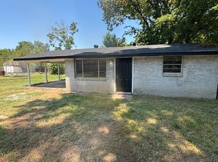 413 NW 4th St, Spiro, OK 74959