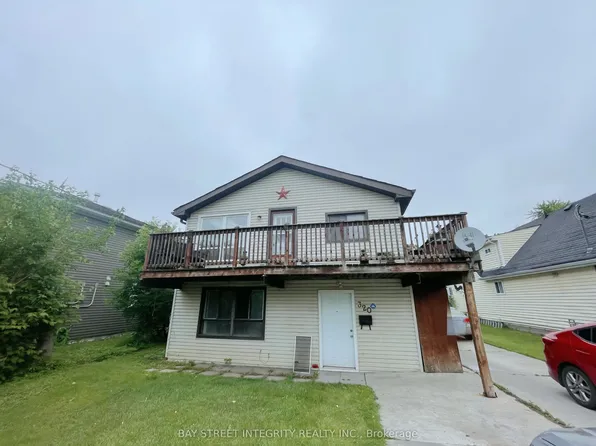 320 Miami Dr Floor 1, Georgina, ON L4P 2Z7