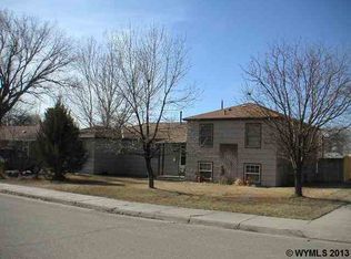 843 Park Ave, Worland, WY 82401
