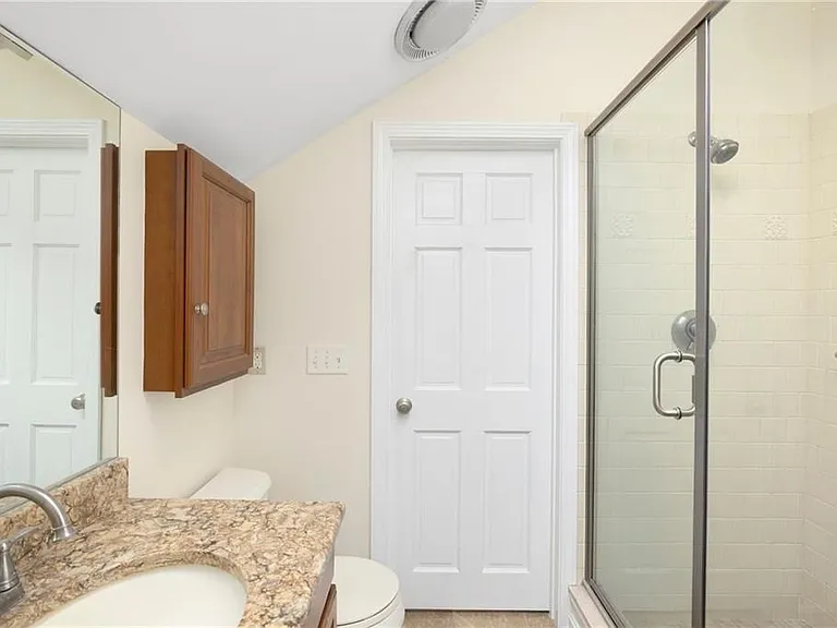 79 Boyce Ave — Photo 20