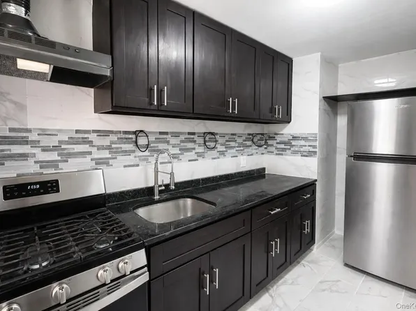 141-20 77 Road #1C, Kew Garden Hills, NY 11367