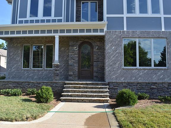 3rd image of 2027 Galbraith Dr