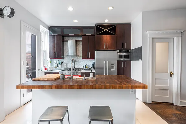 Rented by Corcoran | media 2