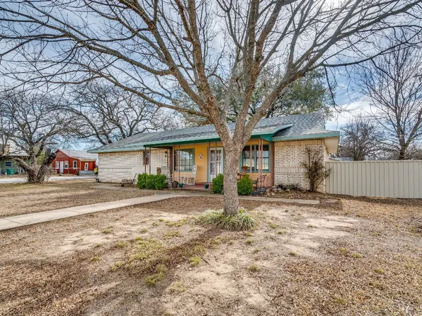 300 E Wilson St, Eastland, TX 76448