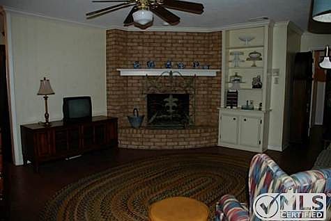 5th image of 1705 Kingston Dr