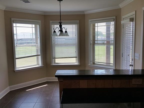 2nd image of 595 Bon Terre Blvd